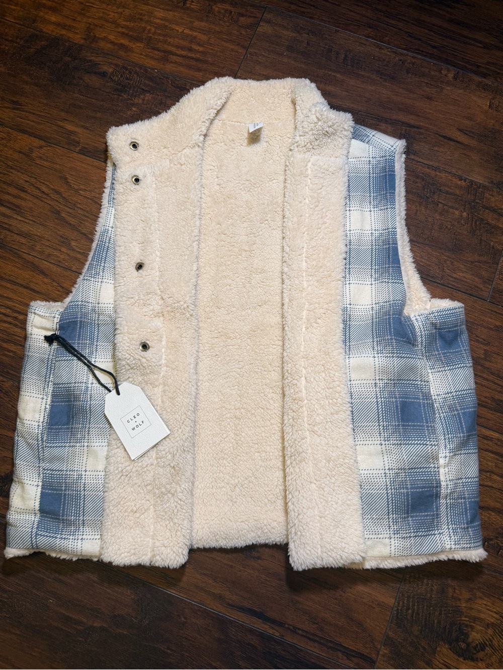 CLEO + WOLF Women’s Alice Reversible Sherpa and Plaid Vest Size Large Western - Picture 3 of 12